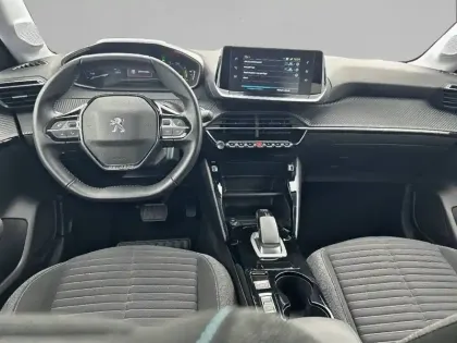 Photo 7 Peugeot 208  Electrique 50 kWh 136ch