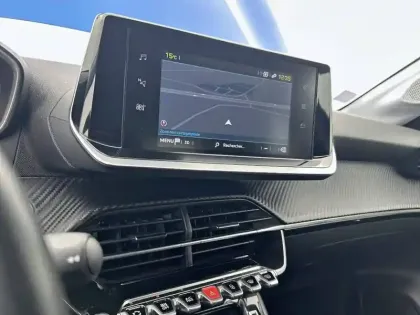 Photo 20 Peugeot 208  Electrique 50 kWh 136ch