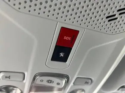 Photo 23 Peugeot 208  Electrique 50 kWh 136ch