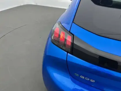 Photo 16 Peugeot 208  Electrique 50 kWh 136ch