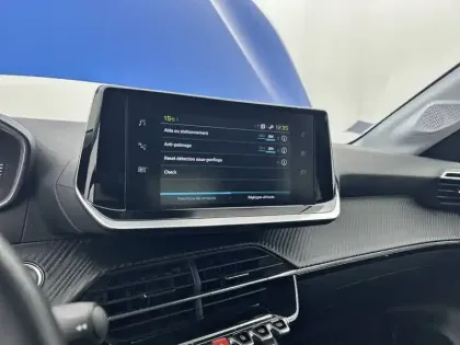 Photo 19 Peugeot 208  Electrique 50 kWh 136ch