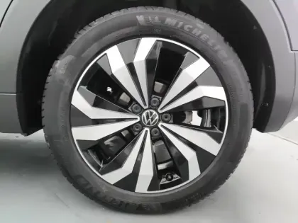 Photo 50 Volkswagen T-cross  1.0 TSI 110 Start/Stop DSG7