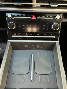 Photo 23 Hyundai Santa Fe  1.6 T-GDi Plug-in 253 HTRAC BVA6