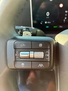 Photo 27 Hyundai Santa Fe  1.6 T-GDi Plug-in 253 HTRAC BVA6