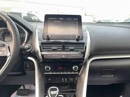 Photo 5 Mitsubishi Eclipse Cross  2.4 MIVEC PHEV Twin Motor 4WD