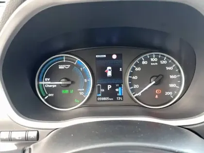 Photo 27 Mitsubishi Eclipse Cross  2.4 MIVEC PHEV Twin Motor 4WD