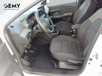 Photo 8 Dacia Jogger  TCe 110 5 places