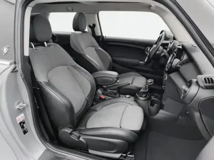 Photo 8 Mini Mini Hatch 3 Portes One 102 ch BVA6