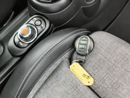 Photo 23 Mini Mini Hatch 3 Portes One 102 ch BVA6