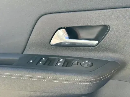 Photo 15 Opel Mokka  Electrique 136 ch & Batterie 50 kWh