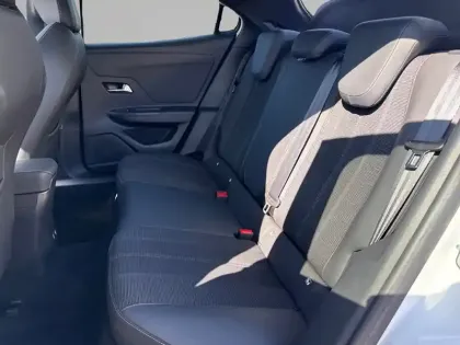 Photo 9 Opel Mokka  Electrique 136 ch & Batterie 50 kWh