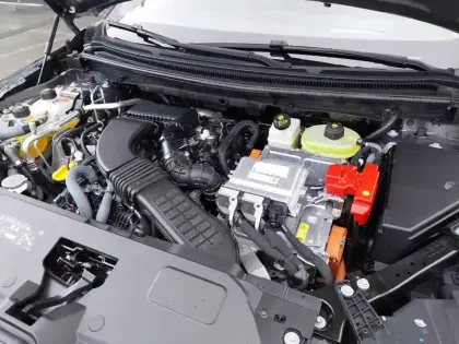 Photo 19 Renault Austral  E-Tech hybrid 200