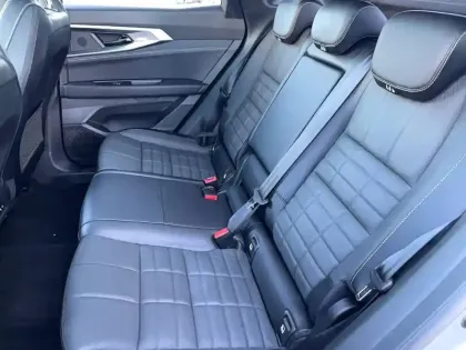 Photo 46 Renault Austral  E-Tech hybrid 200