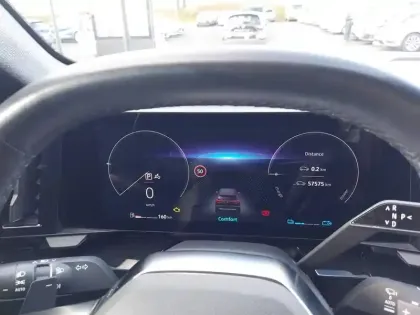 Photo 15 Renault Austral  E-Tech hybrid 200