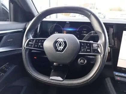 Photo 13 Renault Austral  E-Tech hybrid 200