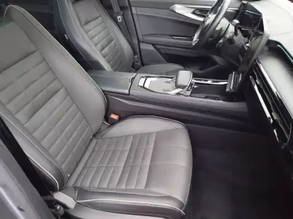 Photo 12 Renault Austral  E-Tech hybrid 200