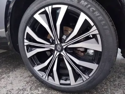 Photo 17 Renault Austral  E-Tech hybrid 200