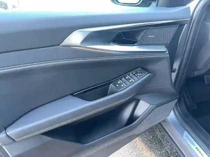 Photo 35 Renault Austral  E-Tech hybrid 200