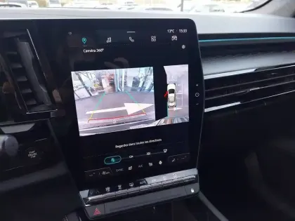 Photo 18 Renault Austral  E-Tech hybrid 200