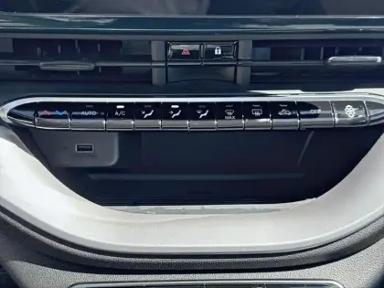 Photo 7 Fiat 500 C e 118 ch