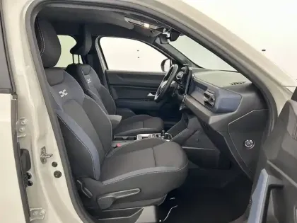 Photo 22 Dacia Duster  Hybrid 140