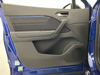 Photo 19 Renault Symbioz  E-Tech full hybrid 145