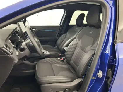 Photo 17 Renault Symbioz  E-Tech full hybrid 145