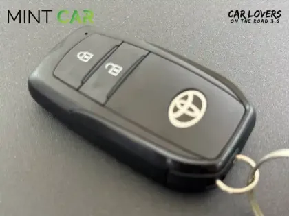 Photo 29 Toyota Yaris  Hybride 116h