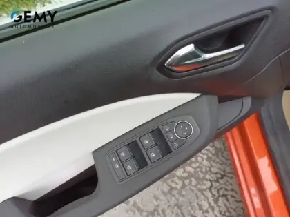 Photo 11 Renault Clio  TCe 90 - 21N