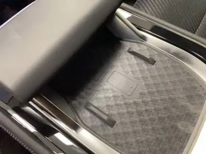 Photo 37 Renault Austral  E-Tech full hybrid 200 GSR2