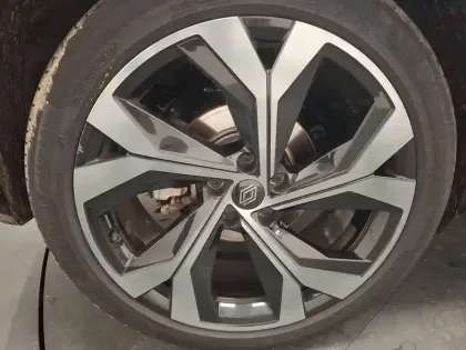 Photo 11 Renault Austral  E-Tech full hybrid 200 GSR2