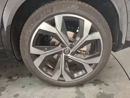 Photo 8 Renault Austral  E-Tech full hybrid 200 GSR2