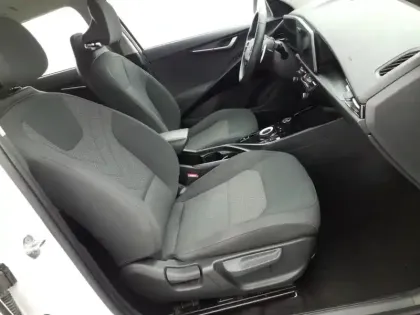 Photo 8 Kia Niro  EV Electrique 204 ch