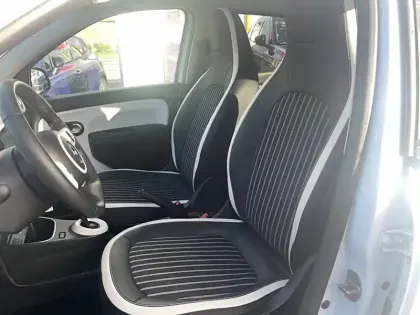 Photo 6 Renault Twingo  III E-Tech