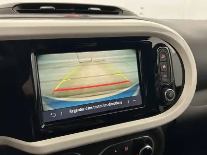 Photo 48 Renault Twingo  III E-Tech