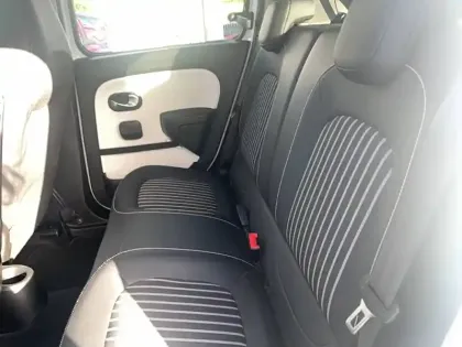 Photo 19 Renault Twingo  III E-Tech