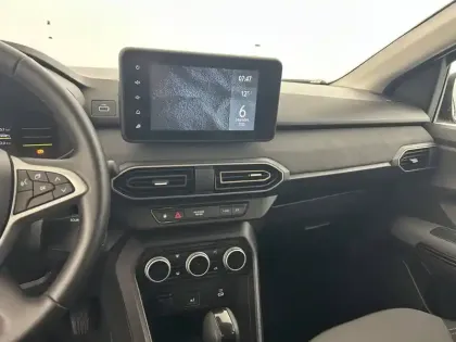 Photo 20 Dacia Jogger  Hybrid 140 7 places GSR2