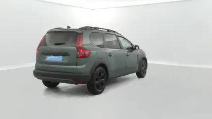 Photo 13 Dacia Jogger  Hybrid 140 7 places GSR2