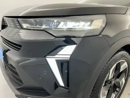 Photo 29 Renault Symbioz  E-Tech full hybrid 145