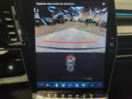 Photo 12 Renault Rafale  E-Tech full hybrid 200ch