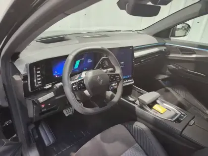 Photo 20 Renault Rafale  E-Tech full hybrid 200ch