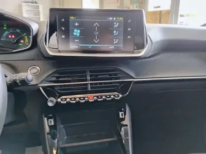 Photo 6 Peugeot 208 Gén. II Ph1 NG Active 5