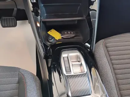 Photo 16 Peugeot 208 Gén. II Ph1 NG Active 5