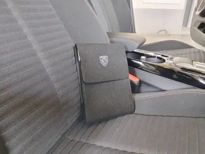 Photo 23 Peugeot 208 Gén. II Ph1 NG Active 5