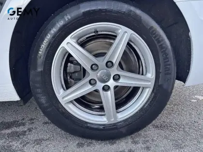 Photo 10 Audi A4  Avant 30 TDI 136 S tronic 7