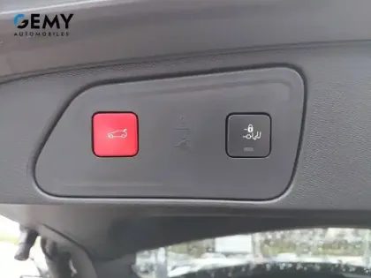 Photo 67 Peugeot 3008  Puretech 130ch S&S EAT8