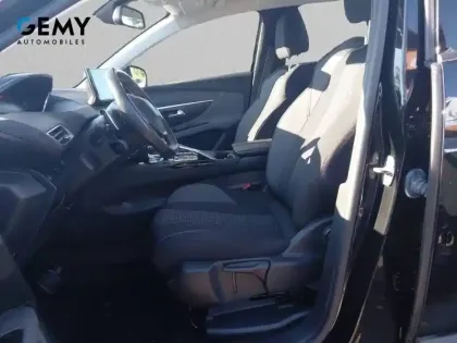 Photo 8 Peugeot 5008  PureTech 130ch S&S EAT8