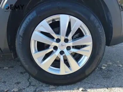 Photo 10 Peugeot 5008  PureTech 130ch S&S EAT8