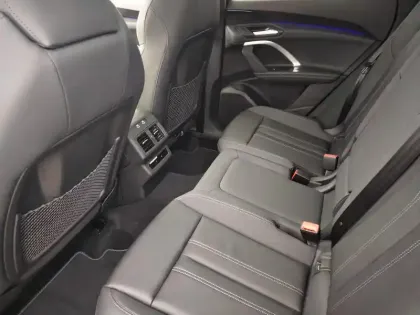 Photo 11 Audi Q5  e-hybrid 299 ch S tronic 7 Quattro