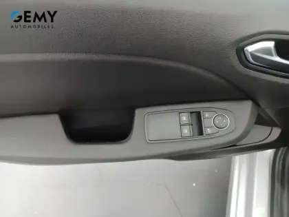 Photo 18 Renault Clio  E-Tech 140 - 21N